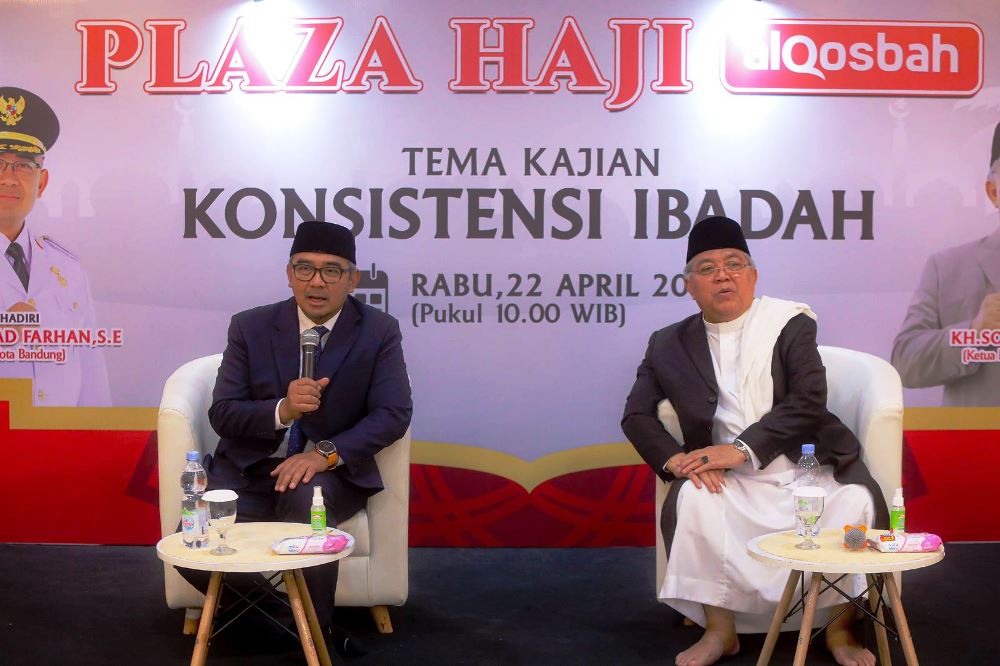 Farhan: Plaza Haji Al Qosbah Jadi ‘Serambi Mekah’ Versi Kota Bandung