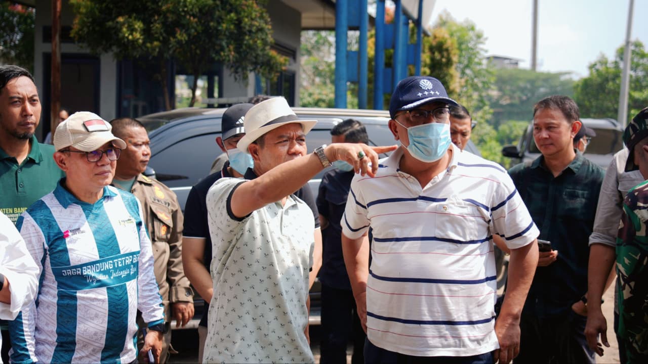 Mampu Pasok 1.000 Ton per Hari, Menteri LH Dorong Percepatan TPST Oxbow Cicukang Menjadi PSEL