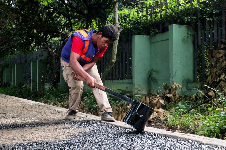 Penataan Infrastruktur Kota Bandung Berjalan Bertahap, 10 Ruas Jalan Mulai Dikerjakan