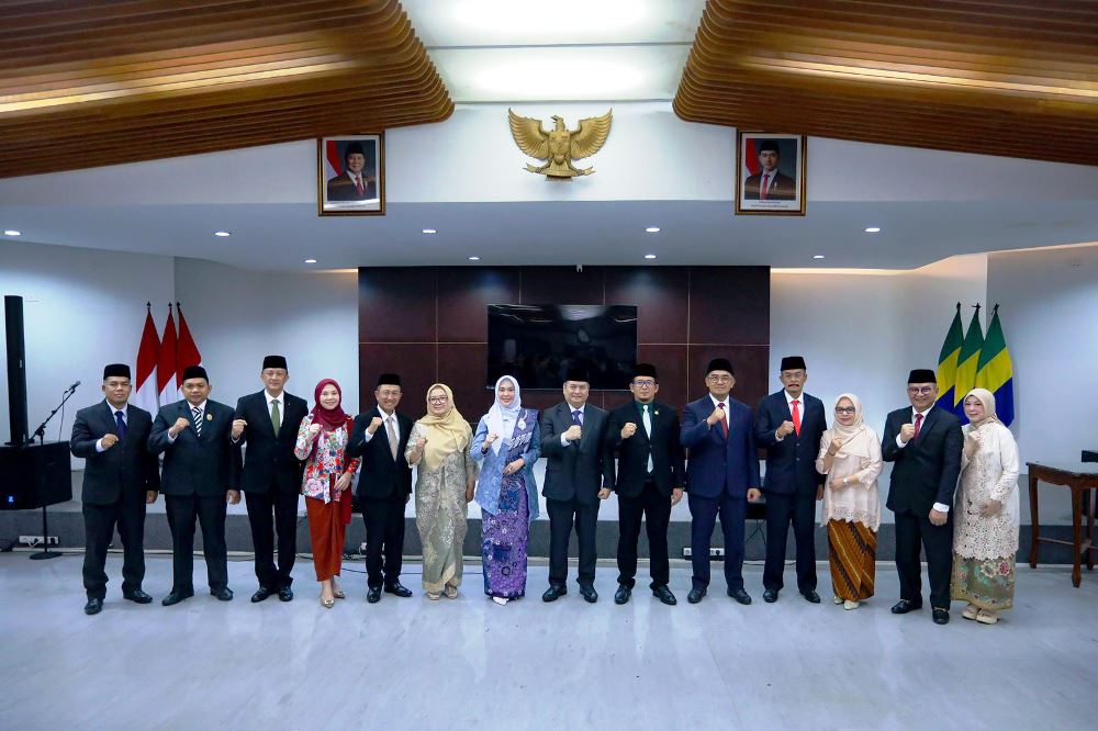 Haru dan Penuh Penghormatan, 61 ASN Pemkot Bandung Resmi Purna Tugas