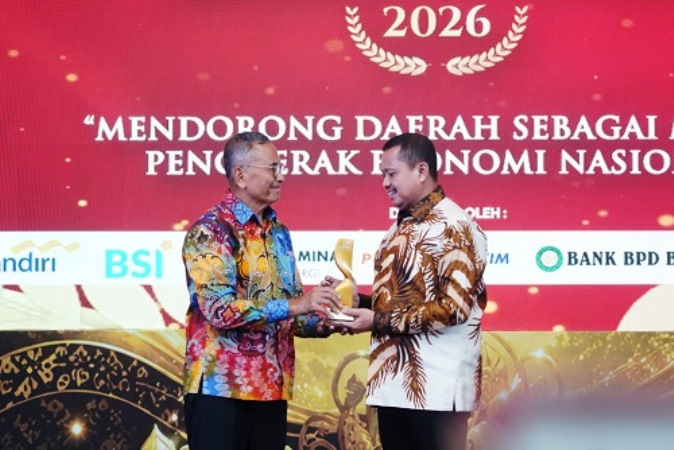 Pelayanan Publik Pemkab Sumedang Raih Disway Top Regional Leader Award 2026