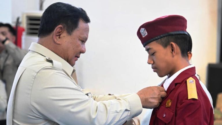Presiden Prabowo Dorong Siswa Sekolah Rakyat Tetap Optimistis di Tengah Kesulitan