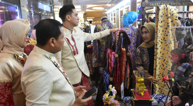 Dekranasda Sumedang Promosikan Produk Unggulan Daerah