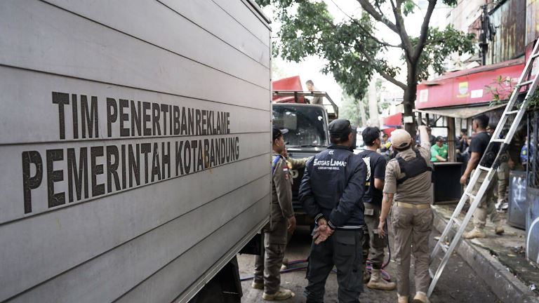 Public Order Agency Expands Street Vendor Management to Several Strategic Areas in Bandung