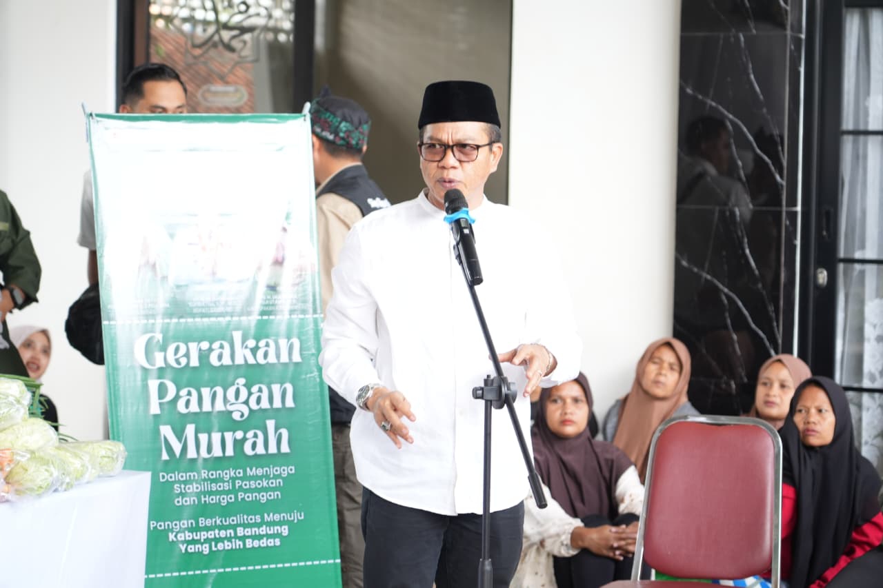 Gerakan Pangan Murah di Sapan, Bupati Santuni 1.063 Anak Yatim 