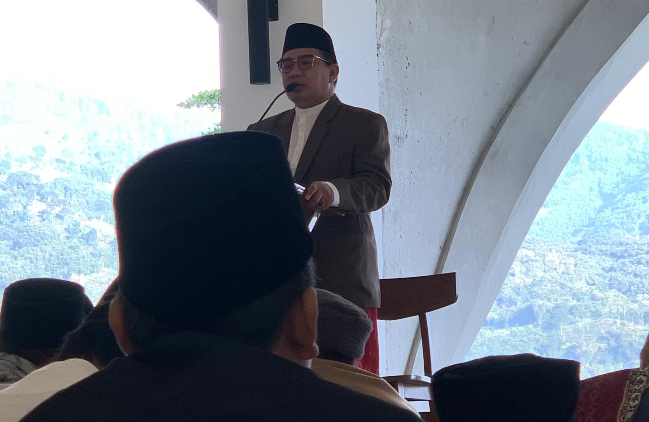 Khutbah Idul Adha, Ketua BAZNAS Kab Bandung Sampaikan Teladan Besar Nabi Ibrahim AS 