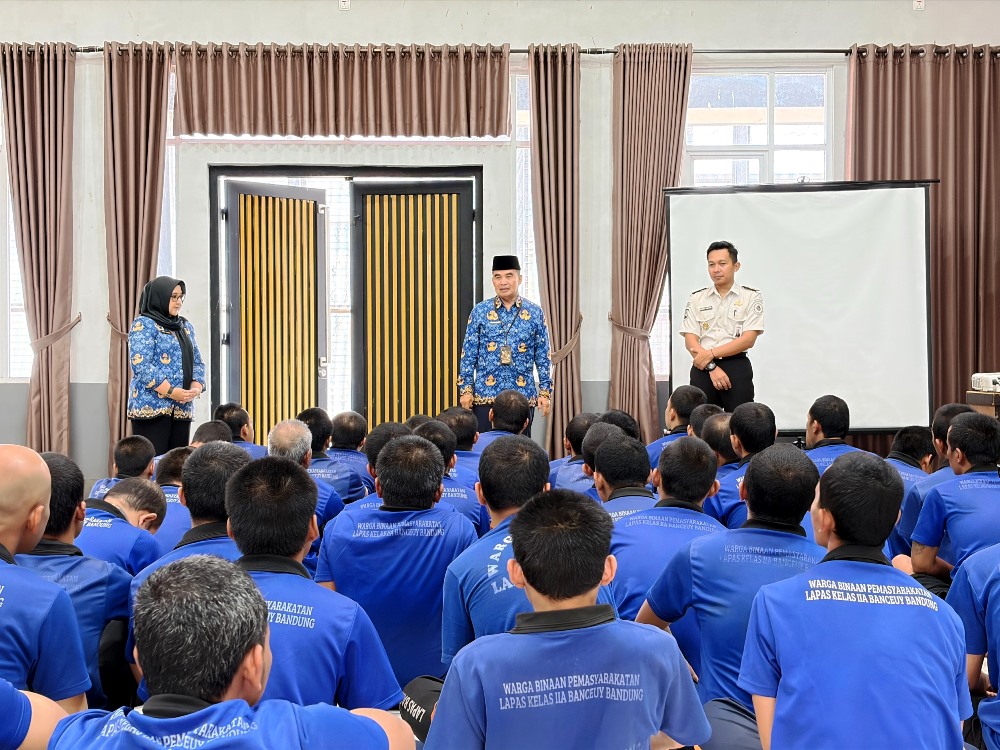 Disdukcapil Jemput Bola, Pastikan 143 Warga Binaan Lapas Banceuy Miliki Identitas Sah