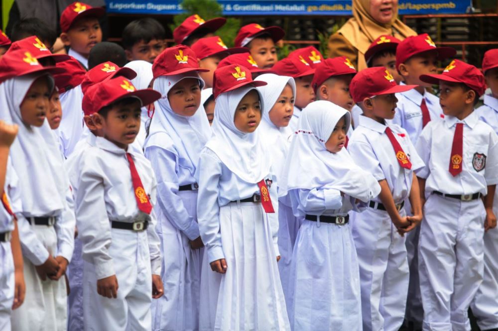 Hari Pertama Sekolah Usai Libur Lebaran Disambut Antusias