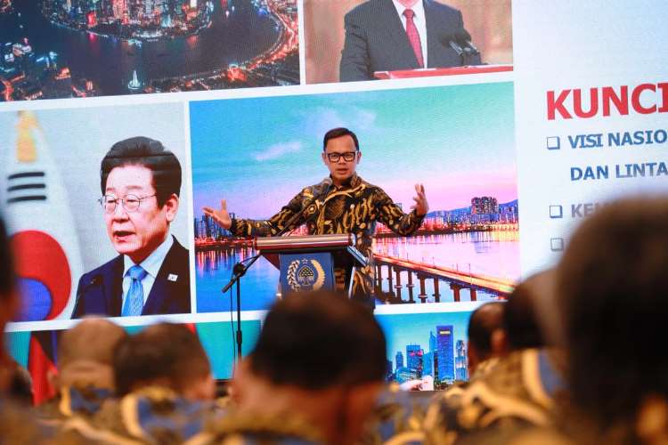 Wamendagri Bima: Sekretariat DPRD Berperan Jaga Harmoni Pemerintahan Daerah