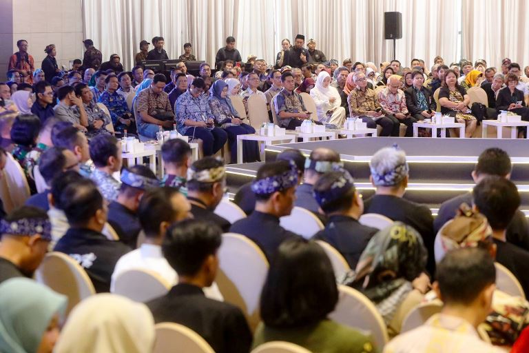 Musrenbang RKPD 2027 Kota Bandung Perkuat Inovasi "Laci RW" Sebagai Tulang Punggung Perencanaan Berbasis Data