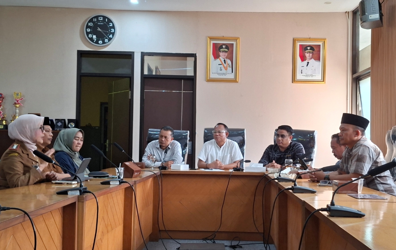 Sempat Ditolak dan Dikeluarkan dari Empat Sekolah, Komisi D dan Disdik Sepakat Arya Tetap Harus Sekolah 
