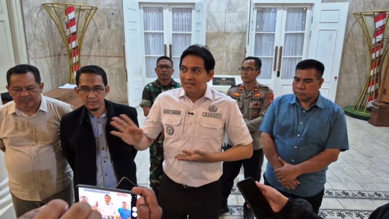 Revitalisasi Tambak, Bupati Indramayu Buka Ruang Dialog, Dorong Penyelesaian Melalui Diskusi dan Tanggung Jawab Bersama