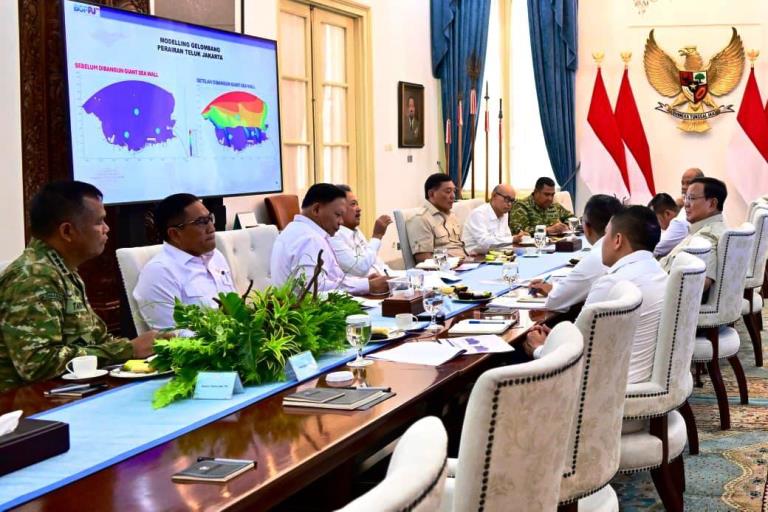 Presiden Prabowo Pimpin Ratas Percepat Pematangan Giant Sea Wall Pantura